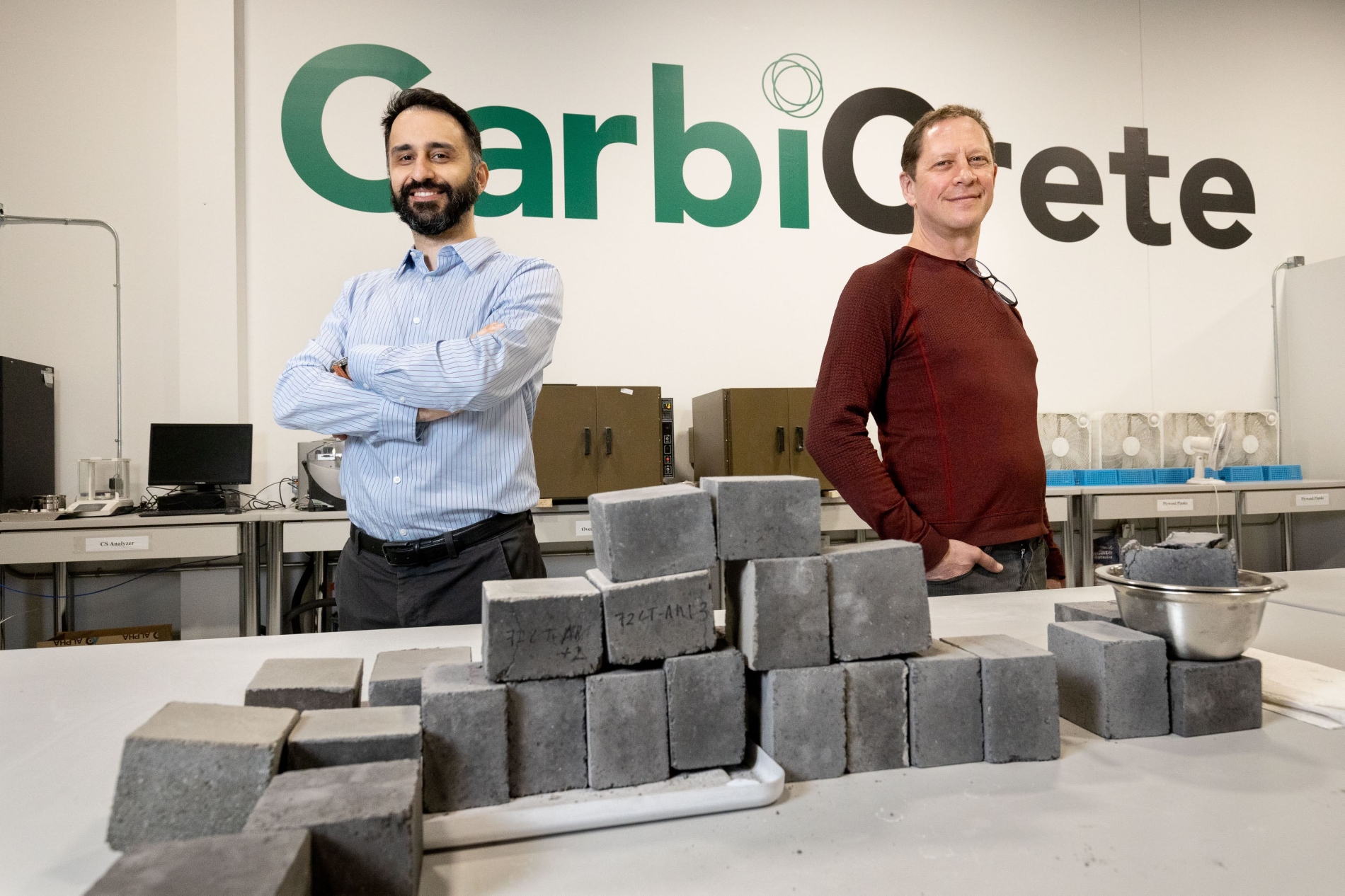 two CEO's of ƻԺ spinoff company called carbicrete
