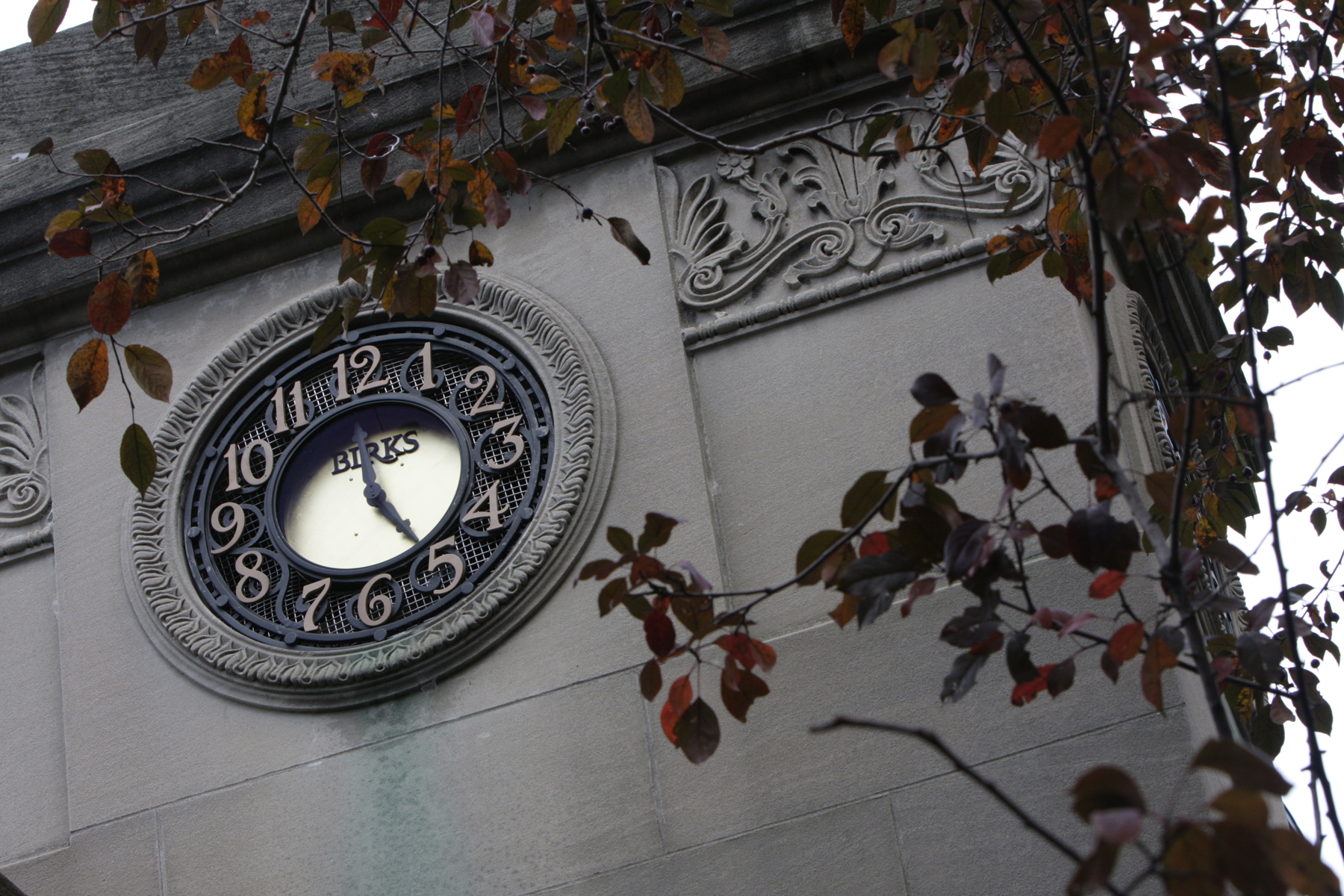 the birks clock on the Roddick Gates